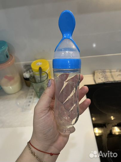 Бутылочка с ложкой