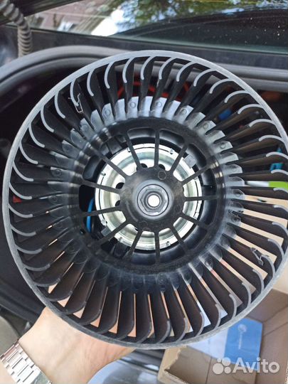 Мотор печки отопителя Volvo S40,V50,Ford Focus 2