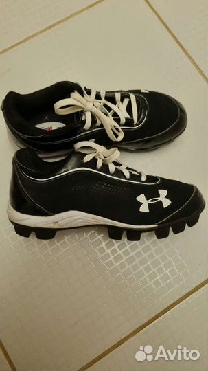 Бутсы бейсбол Under Armour, 35, оригинал