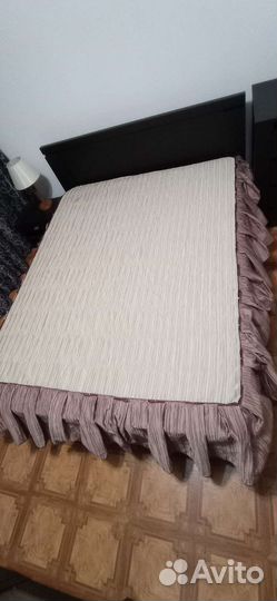 Покрывало на кровать бу, размер без оборок 190*160