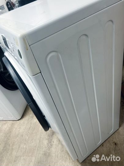 Стиральная машинка Hotpoint Ariston 6кг