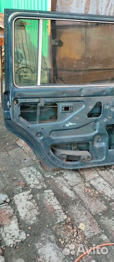 Дверь задняя левая на Нива ваз 2131
