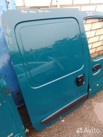 Дверь Renault Kangoo