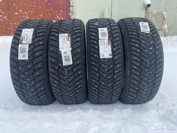 Yokohama Ice Guard IG65 235/55 R19