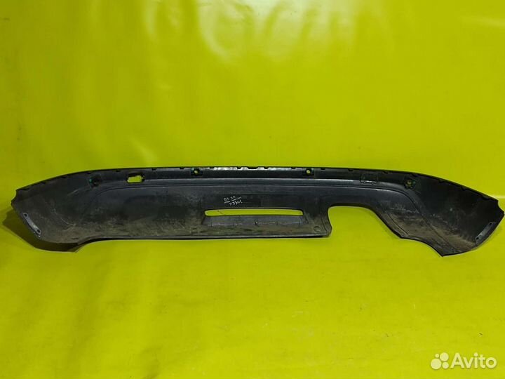 Юбка Губа заднего бампера Audi Q3 8u0807521