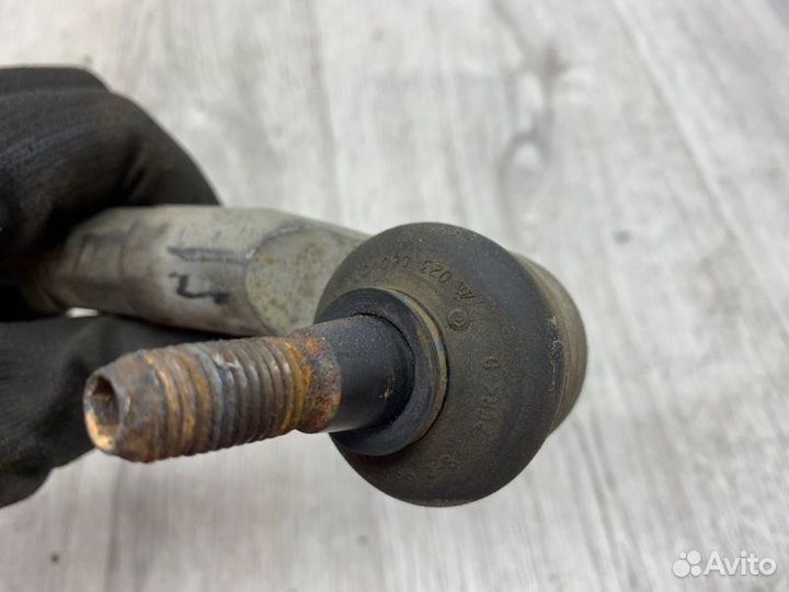 Рулевая тяга с наконечником передняя левая