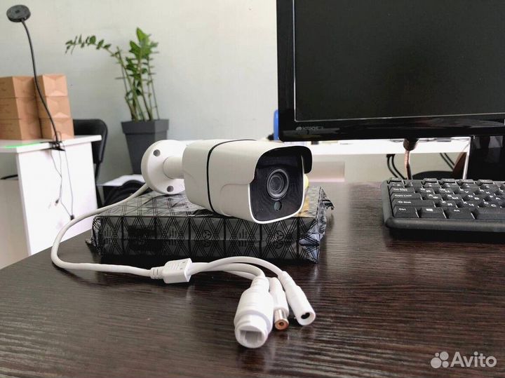 Видеонаблюдение. IP видеокамеры уличные/внутренние