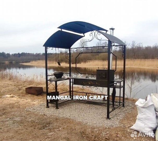 Беседка с мангалом