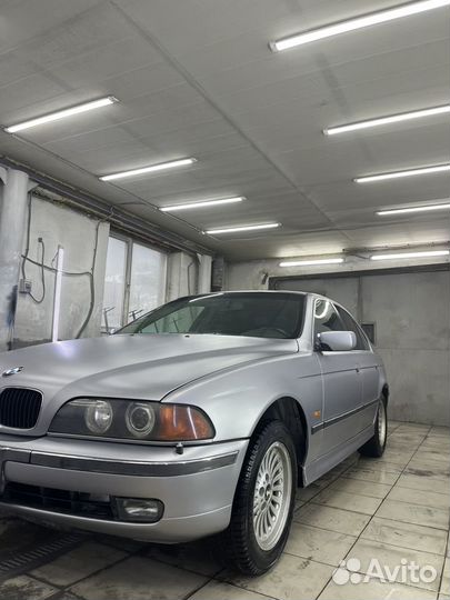 BMW 5 серия 2.0 МТ, 1998, 500 000 км