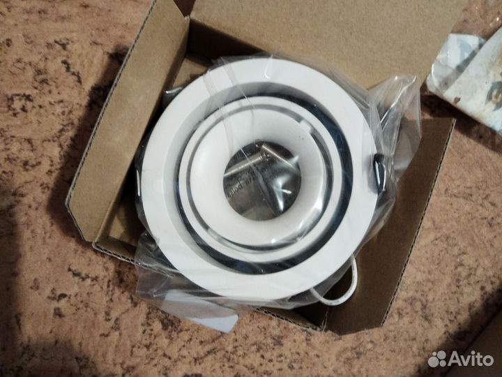 Светильник точечный потолочный, каркас метал