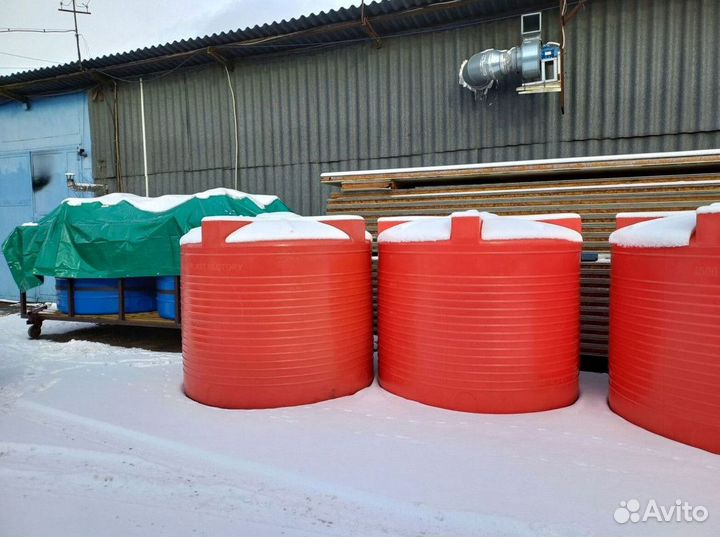 Пластиковая емкость 4500 вода, дизель