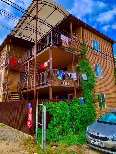 Коттедж 198,9 м² на участке 1 сот.