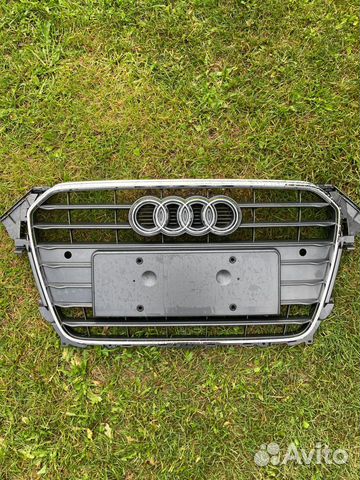 Решетка радиатора Audi A4 B8 рестайл