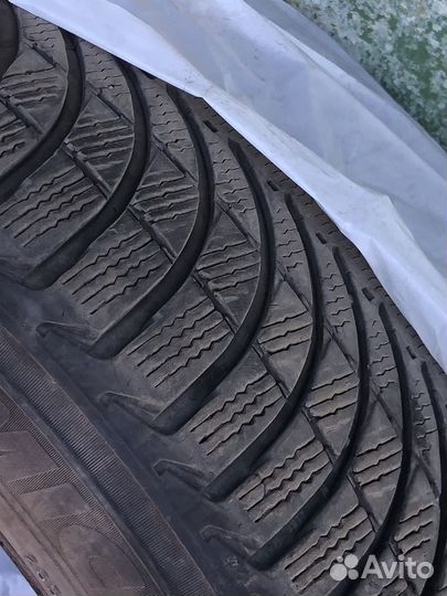 Michelin X-Ice 265/45 R21