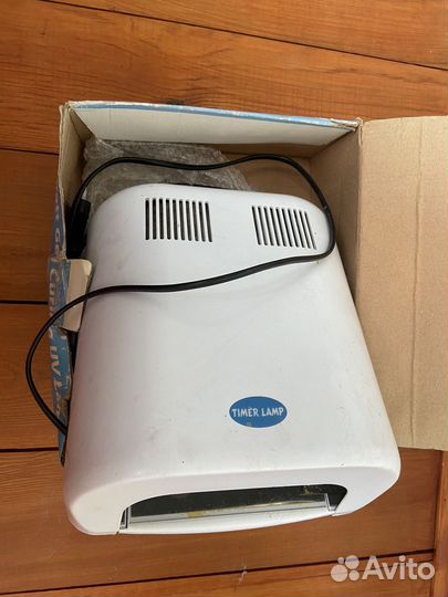 Продам лампу для ногтей