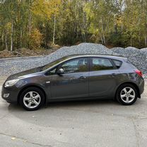 Opel Astra 1.4 MT, 2011, 203 000 км, с пробегом, цена 710 000 руб.