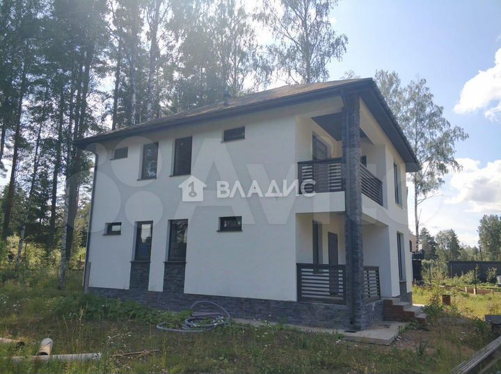 Дом 139,7 м² на участке 9 сот.