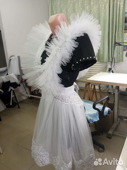 Школьный нарядный фартук