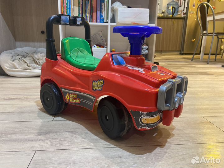 Машинка-каталка