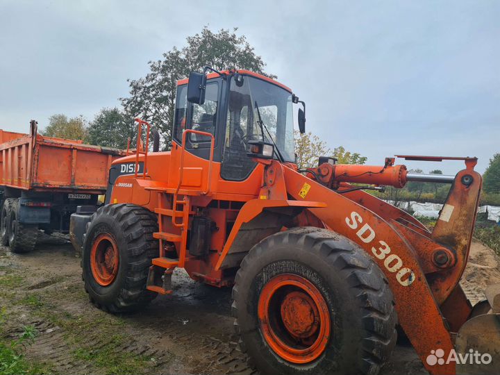 Фронтальный погрузчик DISD SD300, 2018