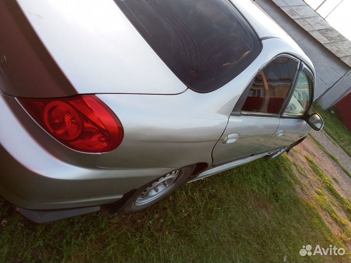 Kia Spectra 1.6 МТ, 2007, 438 000 км