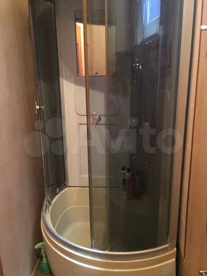 Комната 13 м² в 2-к., 2/2 эт.