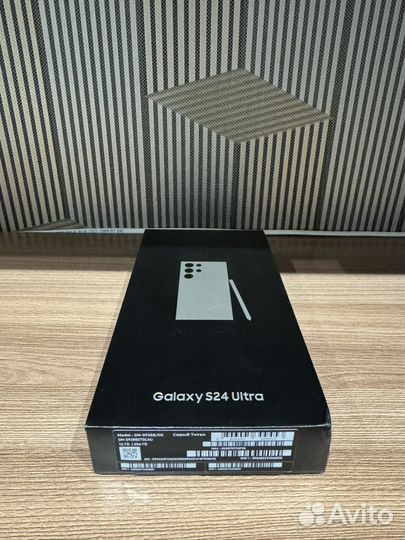 Samsung Galaxy S24 Ultra, 12/256 ГБ