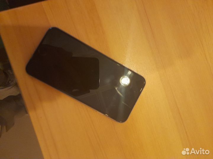iPhone 6S, 32 ГБ