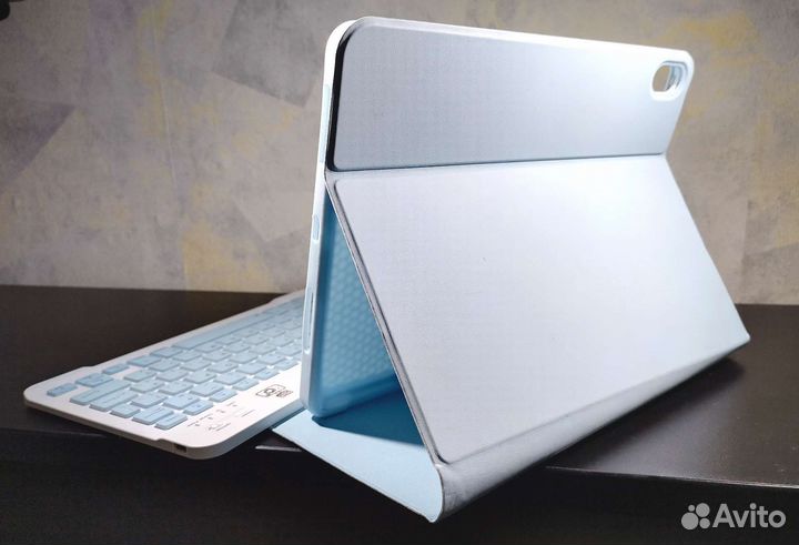Беспроводная клавиатура-чехол на iPad air 4