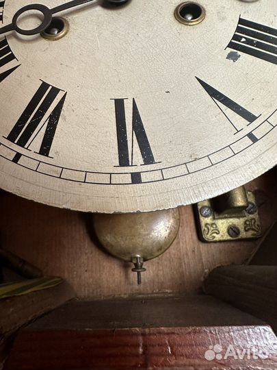 Часы настенные антиквариат исправные