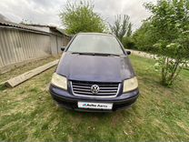 Volkswagen Sharan 2.8 AT, 2003, 111 111 км, с пробегом, цена 350 000 руб.