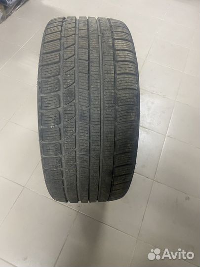 Hankook AH11 275/40 R20