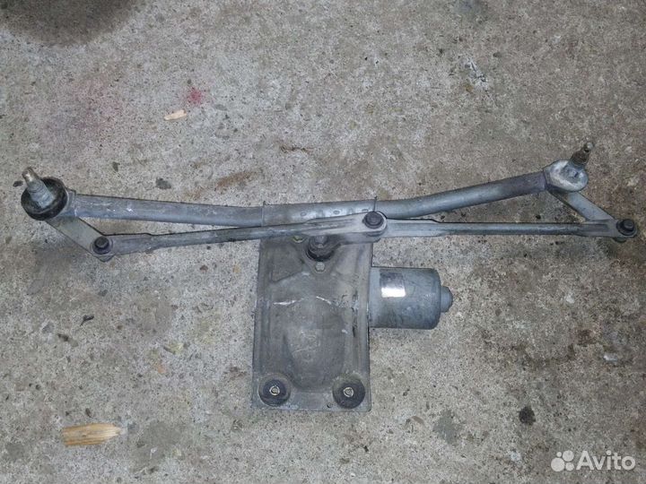 Трапеция стеклоочистителя ford Fiesta mk4