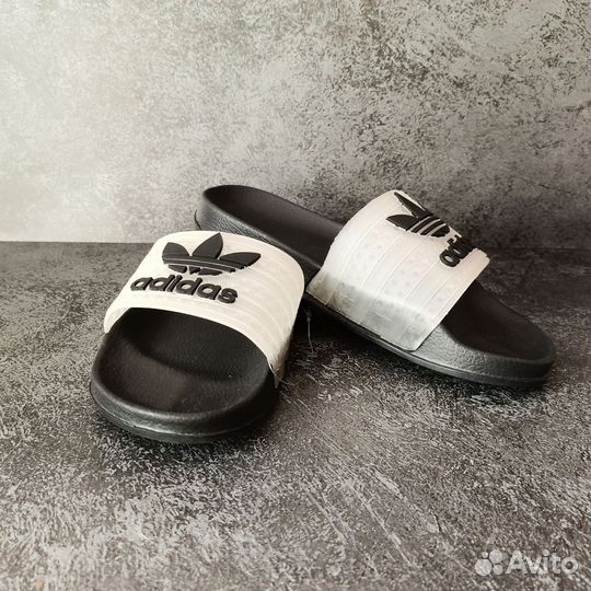 Сланцы adidas чёрные