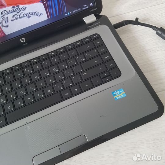 Ноутбук hp i5/ssd/6gb/тянет игры