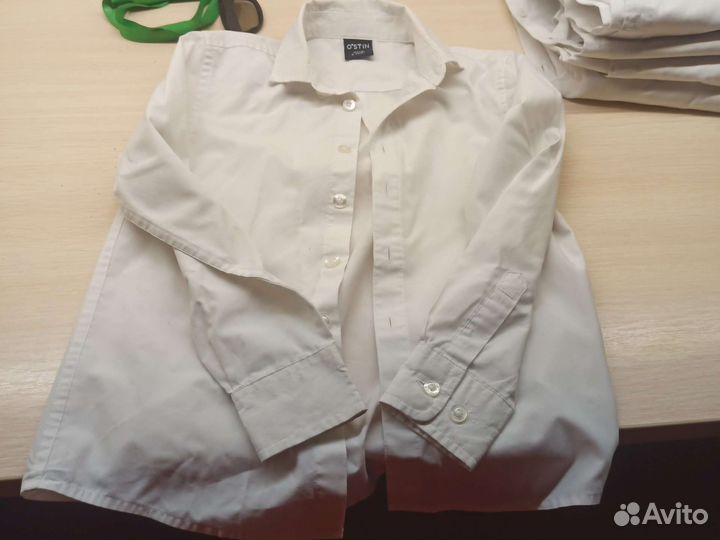 Рубашка белая с длинным рукавом 122