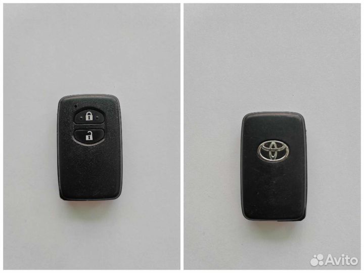 Смарт ключ Toyota