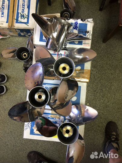 Винт ориг.L Suzuki 200-300 шаг23L,24,5L