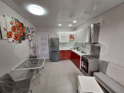 2-к. квартира, 71 м², 4/10 эт.