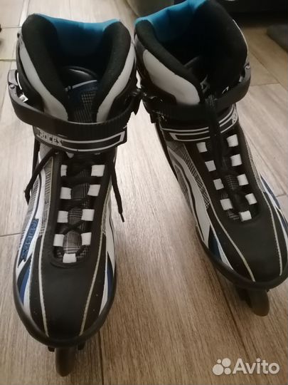 Роликовые коньки