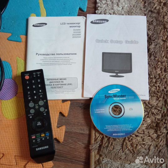 Монитор Samsung