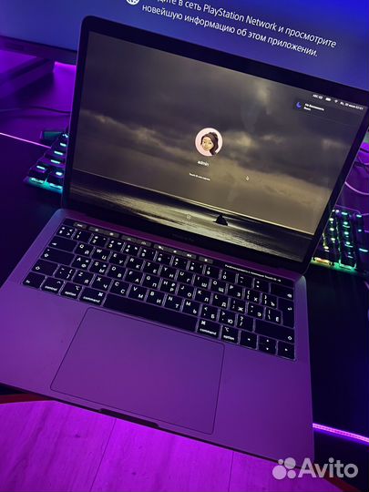 Macbook pro 2019 i5 touch bar