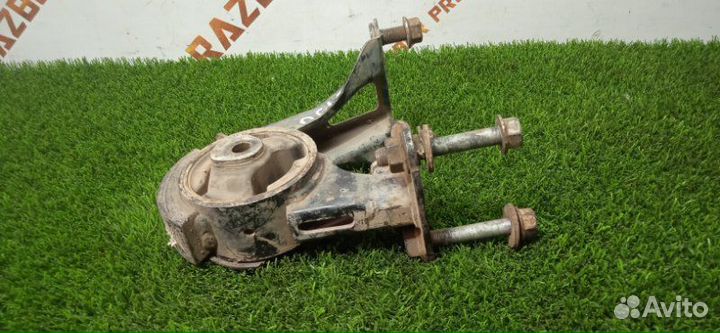 Опора Подушка двс задняя Toyota Corolla E150