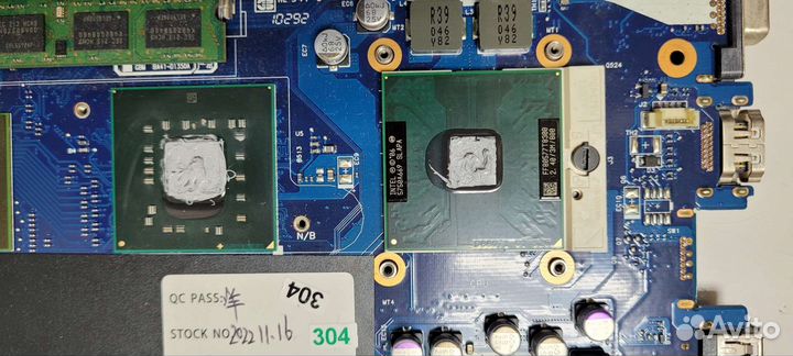 Hоутбук Samsung r428