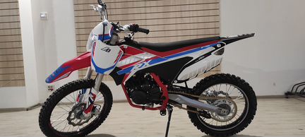 Apollo 250 Enduro