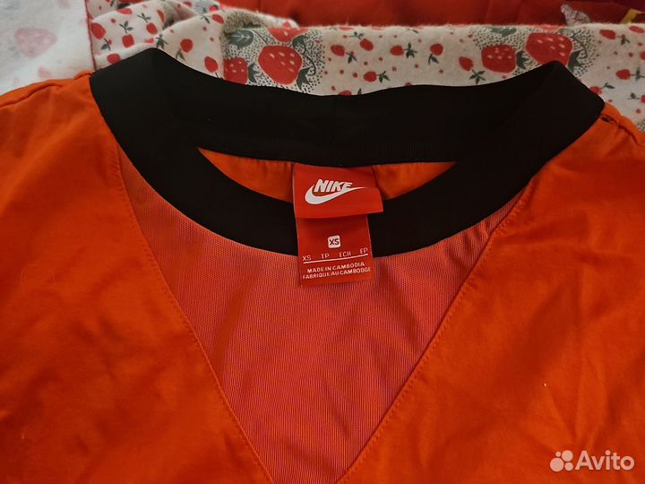 Спортивная футболка nike