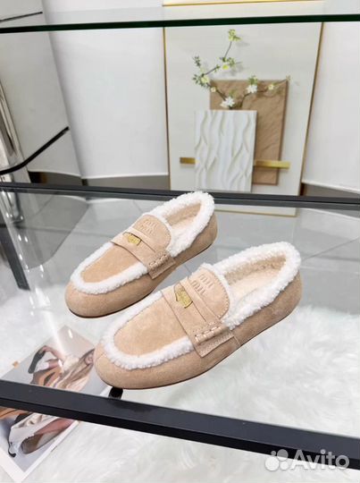 Лоферы женские зимние