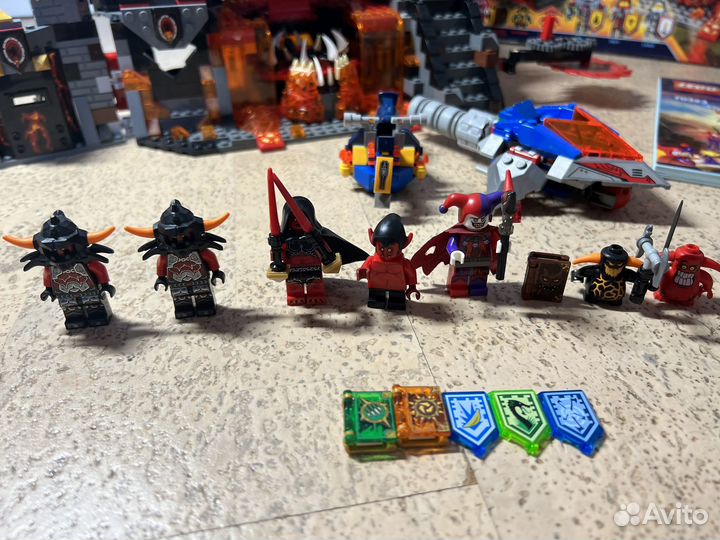Lego nexo knights 70323 вулканическая база Джестро