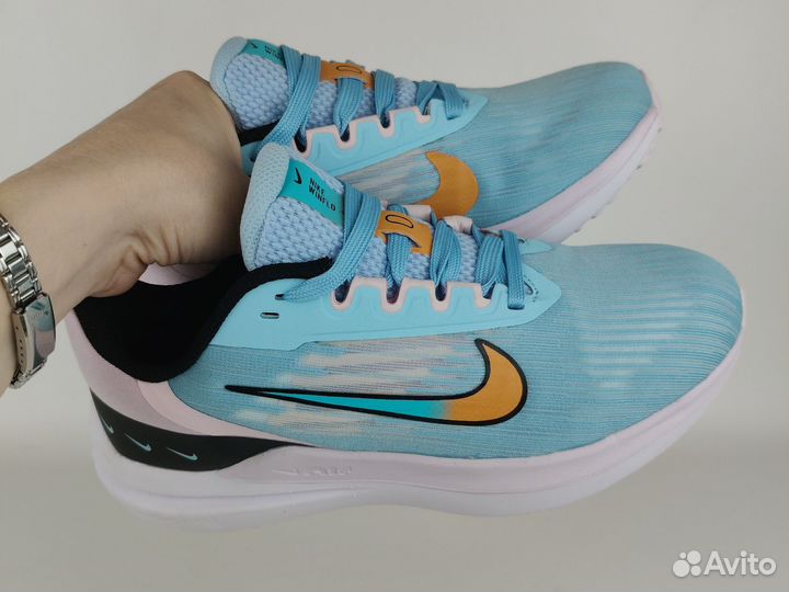 Беговые кроссовки Nike winflo