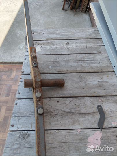 Трубозажим